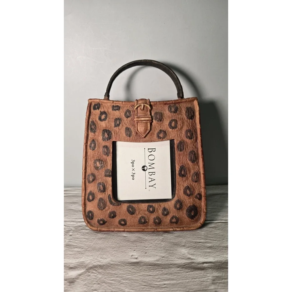 Bombay vtg animal